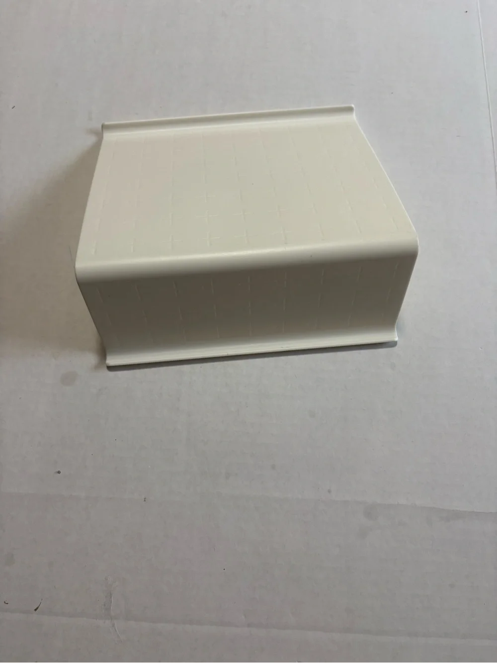 IKEA White ISBERGET Plastic Tray Panel